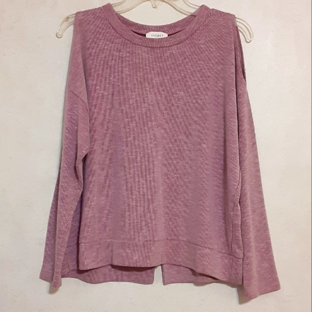 🌞SZ S EVERLY COLD SHOULDER TOP